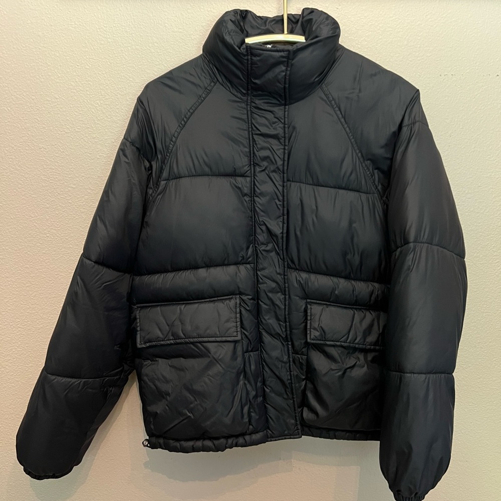 NEW Abercrombie & Fitch Black Puffer Jacket